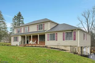 3 Esther Ct, Chester, NJ 07930 - Photo 1