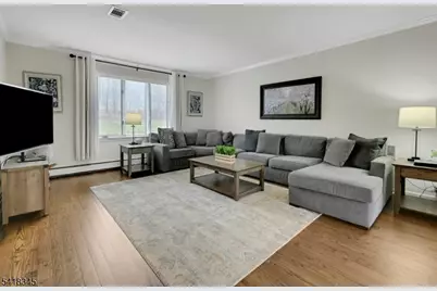 3 Esther Ct, Chester, NJ 07930 - Photo 5