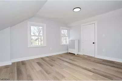 326 Ogden St, Orange, NJ 07050 - Photo 23