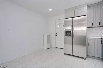 326 Ogden St, Orange, NJ 07050 - Photo 17