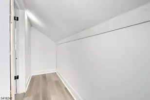 326 Ogden St, Orange, NJ 07050 - Photo 27