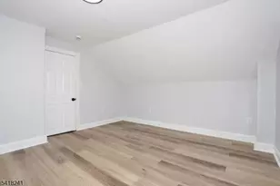 326 Ogden St, Orange, NJ 07050 - Photo 25