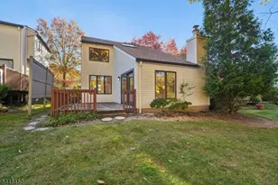 16 Minnisink Dr, Roseland, NJ 07068 - Photo 3