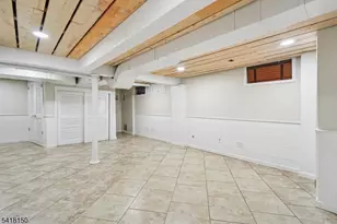 16 Minnisink Dr, Roseland, NJ 07068 - Photo 25