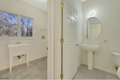 62 E Crescent Ave, Mahwah, NJ 07430 - Photo 15