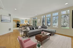 62 E Crescent Ave, Mahwah, NJ 07430 - Photo 13