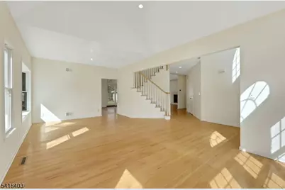 62 E Crescent Ave, Mahwah, NJ 07430 - Photo 7