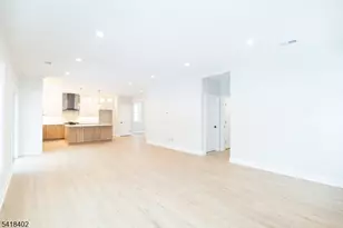 7 Altamont Rd, Edison Twp., NJ 08817 - Photo 15