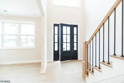 7 Altamont Rd, Edison Twp., NJ 08817 - Photo 3