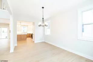 7 Altamont Rd, Edison Twp., NJ 08817 - Photo 5