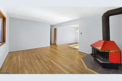 18 Kendall Dr, Ringwood, NJ 07456 - Photo 3