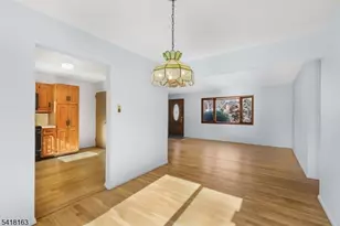 18 Kendall Dr, Ringwood, NJ 07456 - Photo 15