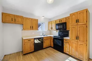 18 Kendall Dr, Ringwood, NJ 07456 - Photo 7