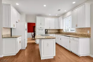 1 Vanderveer Dr, Bernards Township, NJ 07920 - Photo 9