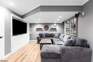 1 Vanderveer Dr, Bernards Township, NJ 07920 - Photo 33