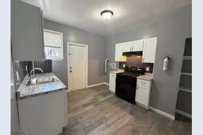 41 Montrose Terrace, Irvington, NJ 07111 - Photo 9