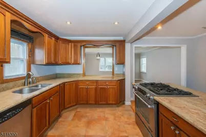 90 Burnham Pkwy, Morris Township, NJ 07960 - Photo 11