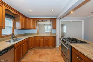 90 Burnham Pkwy, Morris Township, NJ 07960 - Photo 11