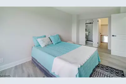 377 S Harrison Street #8I, East Orange, NJ 07018 - Photo 11
