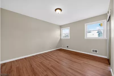 340 Old Post Rd, Edison, NJ 08817 - Photo 13