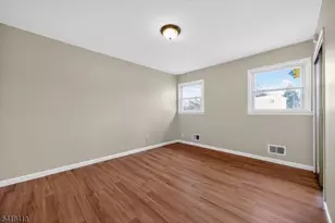 340 Old Post Rd, Edison, NJ 08817 - Photo 13