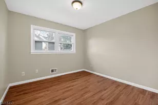 340 Old Post Rd, Edison, NJ 08817 - Photo 7