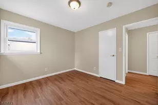 340 Old Post Rd, Edison, NJ 08817 - Photo 9