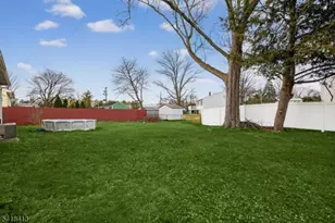 340 Old Post Rd, Edison, NJ 08817 - Photo 23