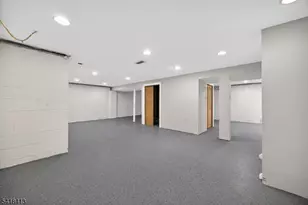 340 Old Post Rd, Edison, NJ 08817 - Photo 19