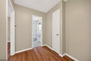 340 Old Post Rd, Edison, NJ 08817 - Photo 17