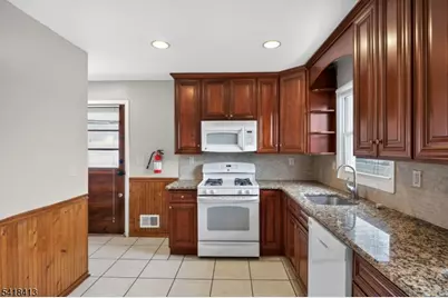 340 Old Post Rd, Edison, NJ 08817 - Photo 5