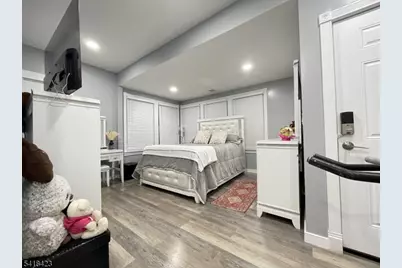 346 Harding Ave, Clifton, NJ 07011 - Photo 11