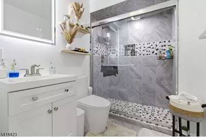 346 Harding Ave, Clifton, NJ 07011 - Photo 11