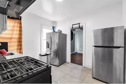 9 Lindsley Pl, East Orange, NJ 07018 - Photo 9