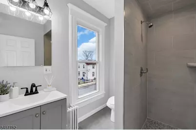 9 Lindsley Pl, East Orange, NJ 07018 - Photo 17