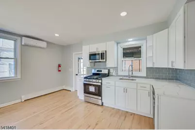 34 Tillman St, Raritan, NJ 08869 - Photo 7