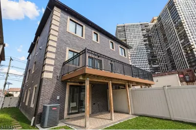 6 Marion Avenue #B, Cliffside Park, NJ 07010 - Photo 31