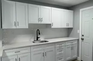 23 Martin Luther King Jr Bv, Newark, NJ 07104 - Photo 13