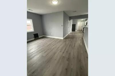 23 Martin Luther King Jr Bv, Newark, NJ 07104 - Photo 5