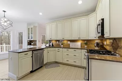 44 Linberger Dr, Bridgewater, NJ 08807 - Photo 7