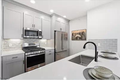 660 Bloomfield Ave #406, Bloomfield, NJ 07003 - Photo 5