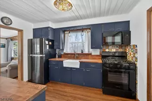 13 Pautuck Rd, Vernon Twp., NJ 07422 - Photo 3