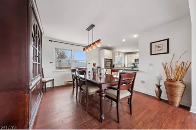 2 Caryn Pl, Fairfield, NJ 07004 - Photo 7