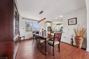 2 Caryn Pl, Fairfield, NJ 07004 - Photo 7