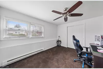 2 Caryn Pl, Fairfield, NJ 07004 - Photo 29