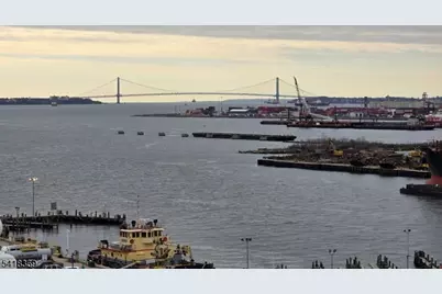 10081 Shearwater Ct #81, Jersey City, NJ 07305 - Photo 21