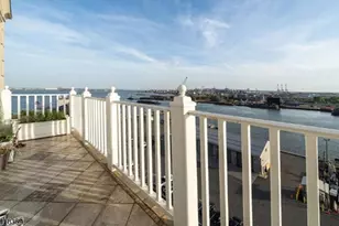 10081 Shearwater Ct, Jersey City, NJ 07305 - Photo 1