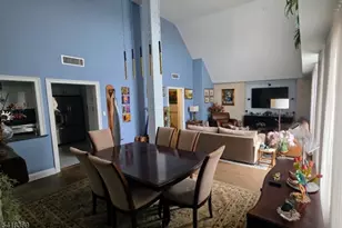 10081 Shearwater Ct, Jersey City, NJ 07305 - Photo 1