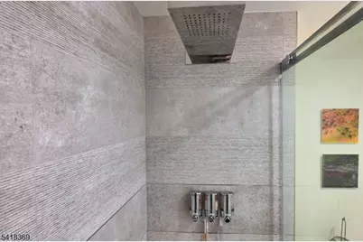 10081 Shearwater Ct #81, Jersey City, NJ 07305 - Photo 17