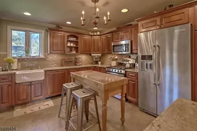 11 Halstead St, Clinton, NJ 08809 - Photo 11